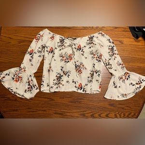 Kendall & Kylie off the shoulder blouse